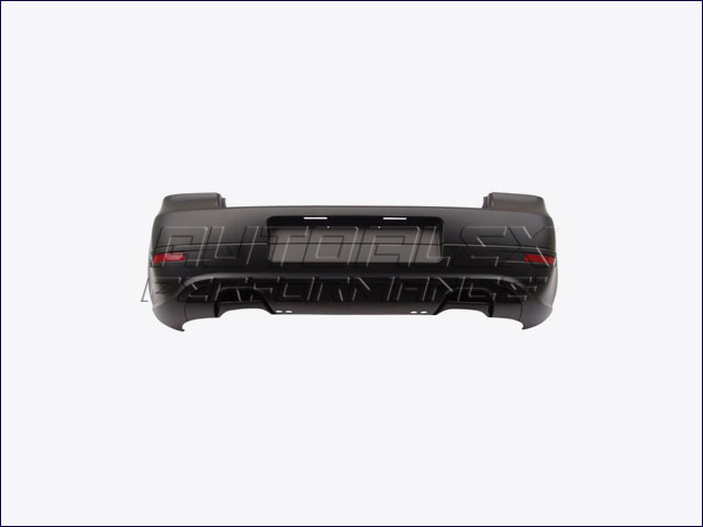 Parachoques Trasero R32 VW Golf IV