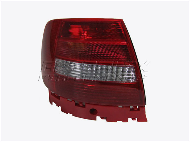 Piloto Trasero IZQ Audi A4 B5