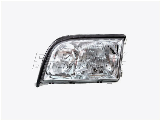 Faro Delante IZQ MB W140