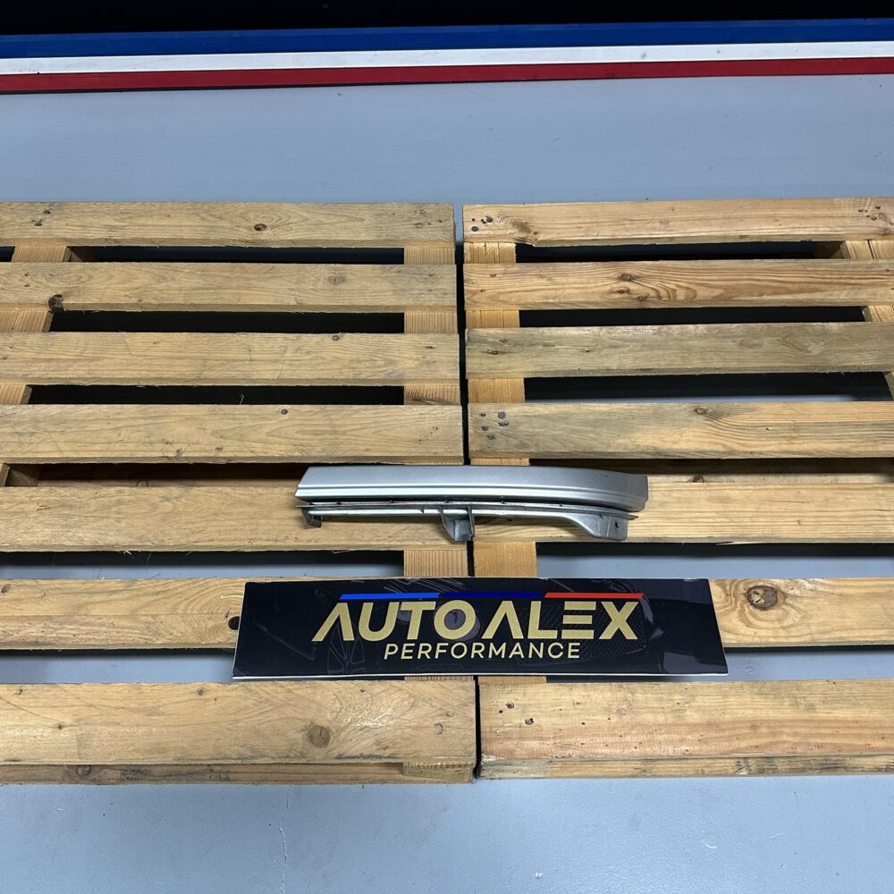 Moldura Faro IZQ Opel Zafira A