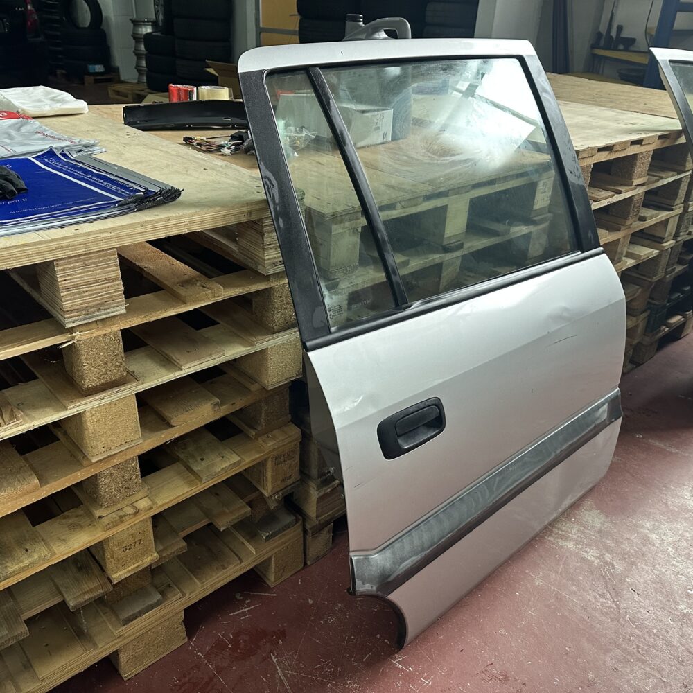 Puerta Trasera DRC Opel Zafira A