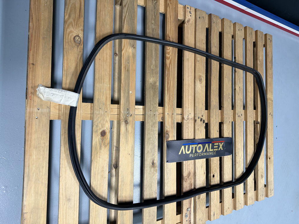 Goma Puerta Delante IZQ Opel Zafira A