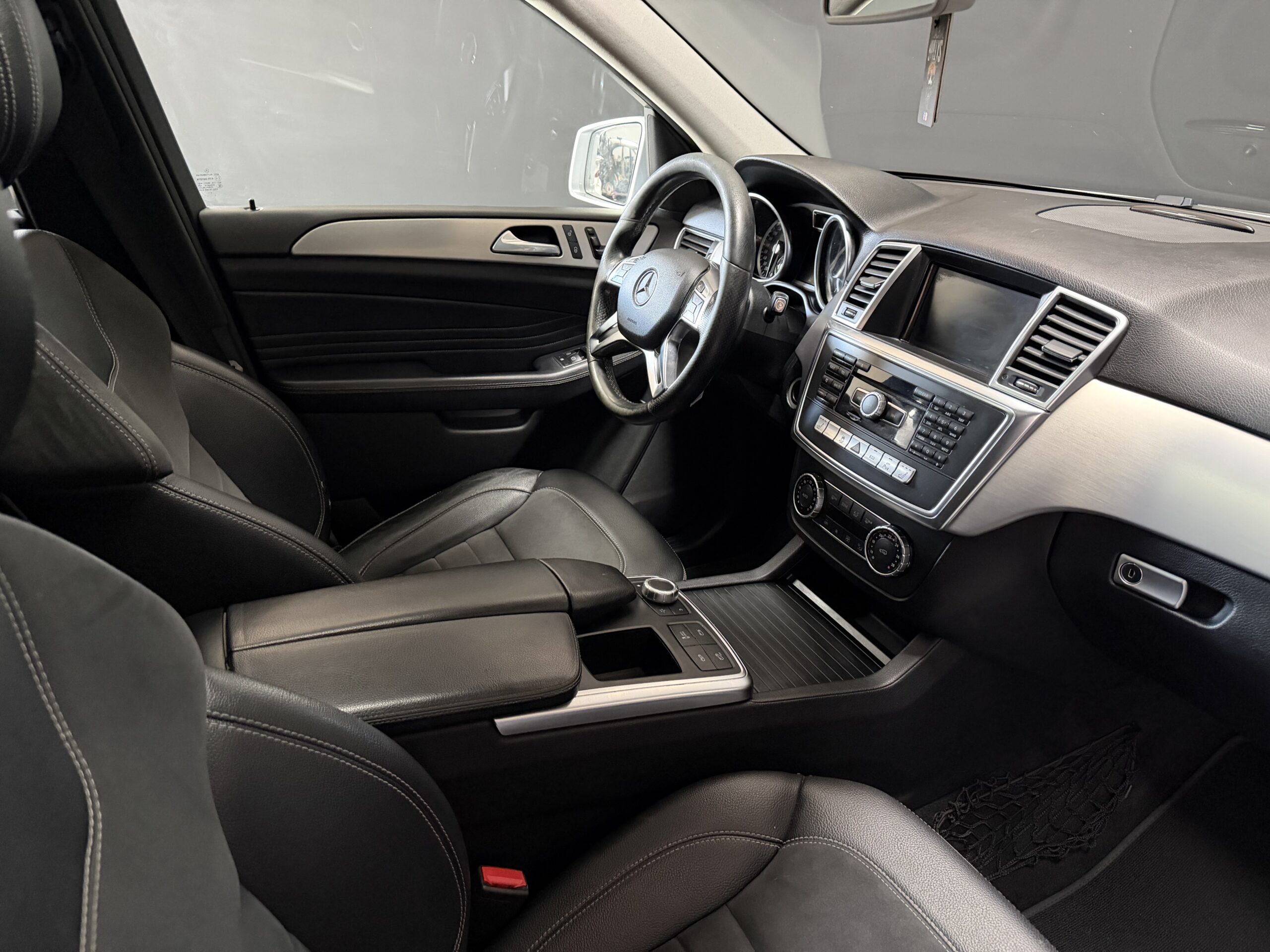 Mercedes-Benz ML 350 CDI AMG BlueTEC 4MATIC - Imagen 17