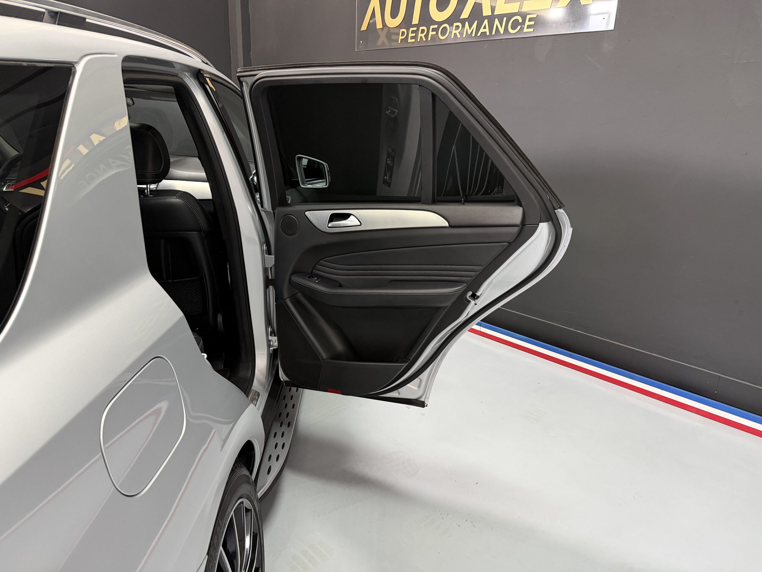 Mercedes-Benz ML 350 CDI AMG BlueTEC 4MATIC - Imagen 21