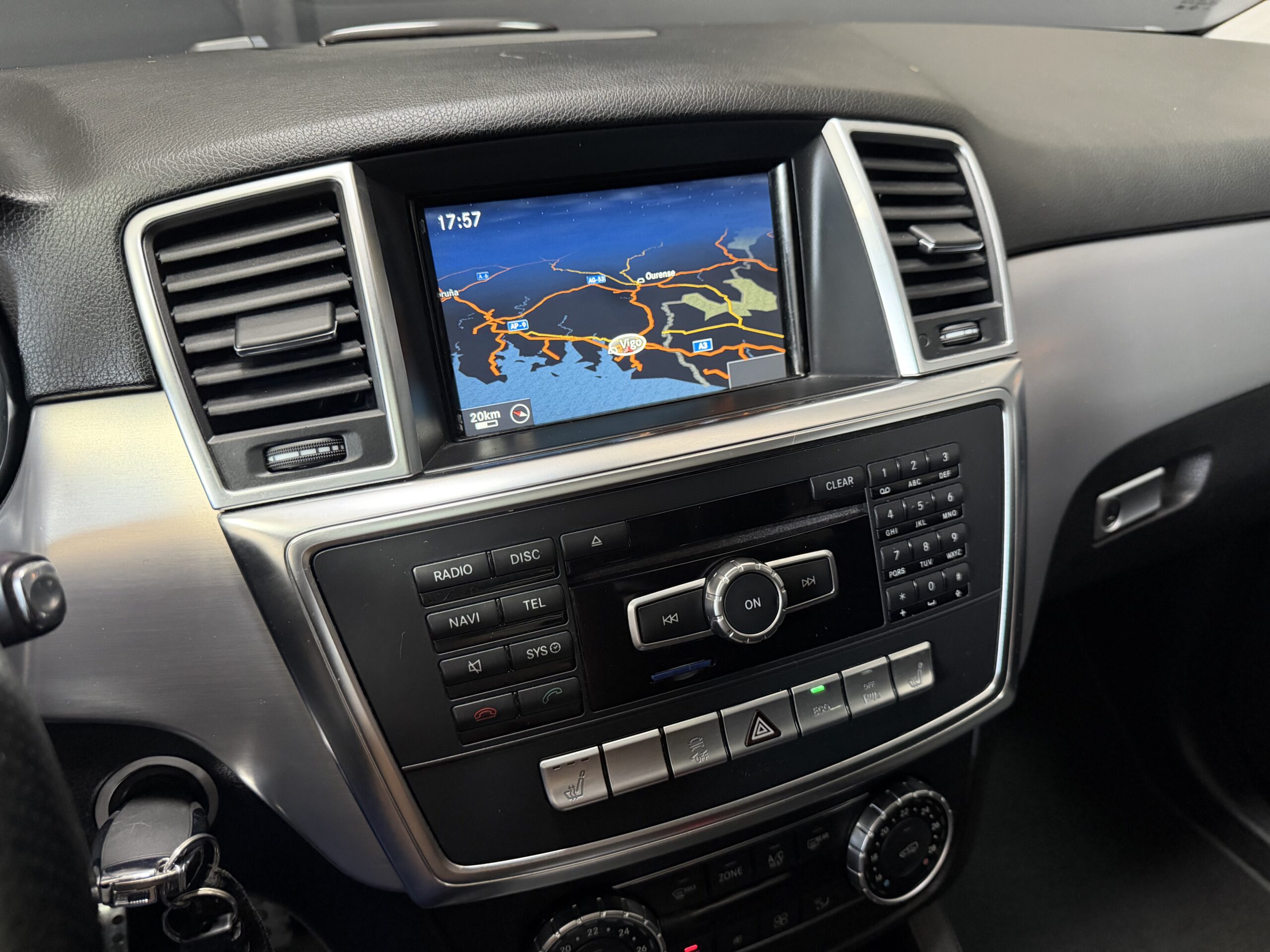 Mercedes-Benz ML 350 CDI AMG BlueTEC 4MATIC - Imagen 37